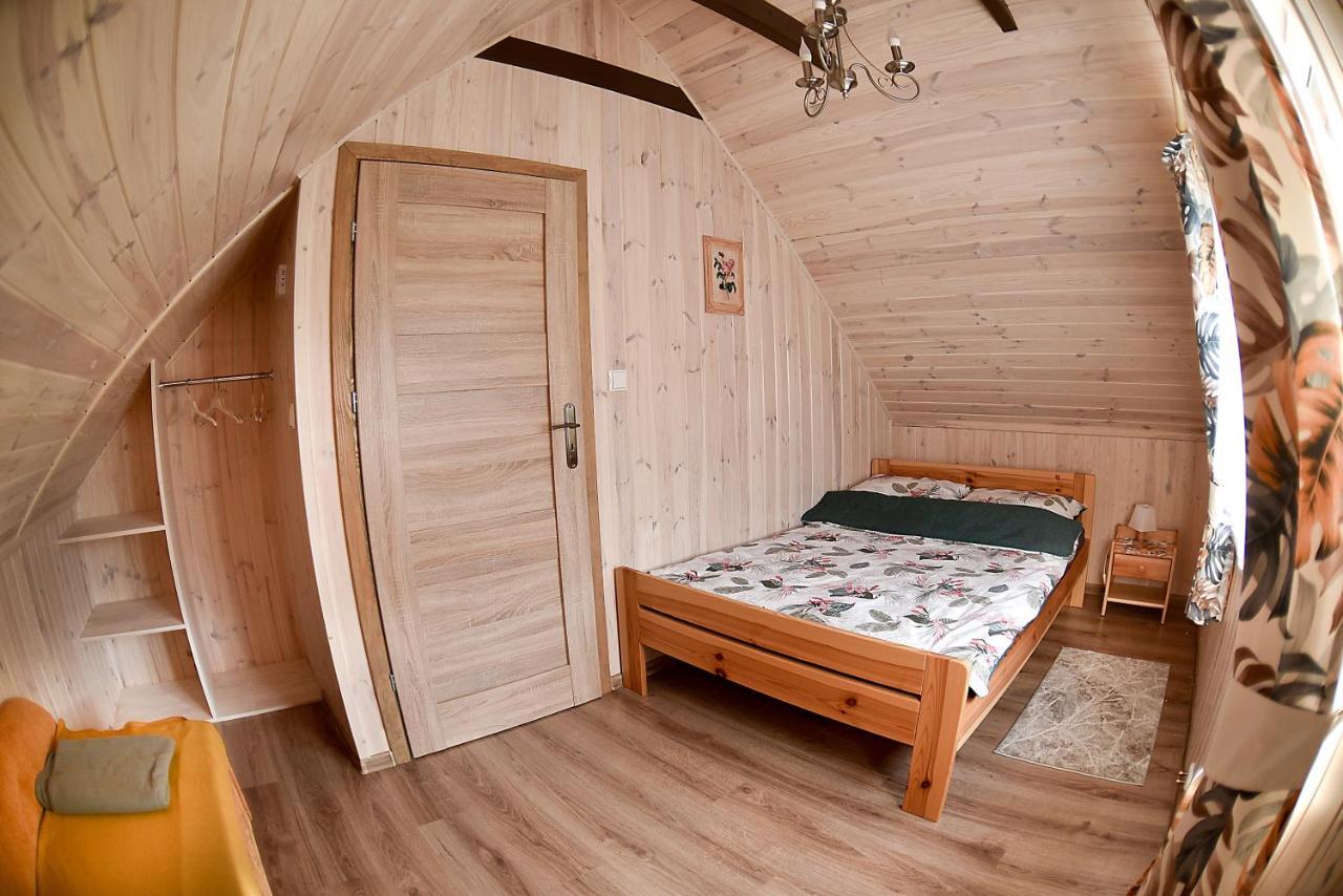 Vila Domek Letniskowy Nad Stawem Lipusz Exteriér fotografie